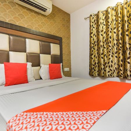 Hotel O Lexis Ludhiana Eksteriør billede