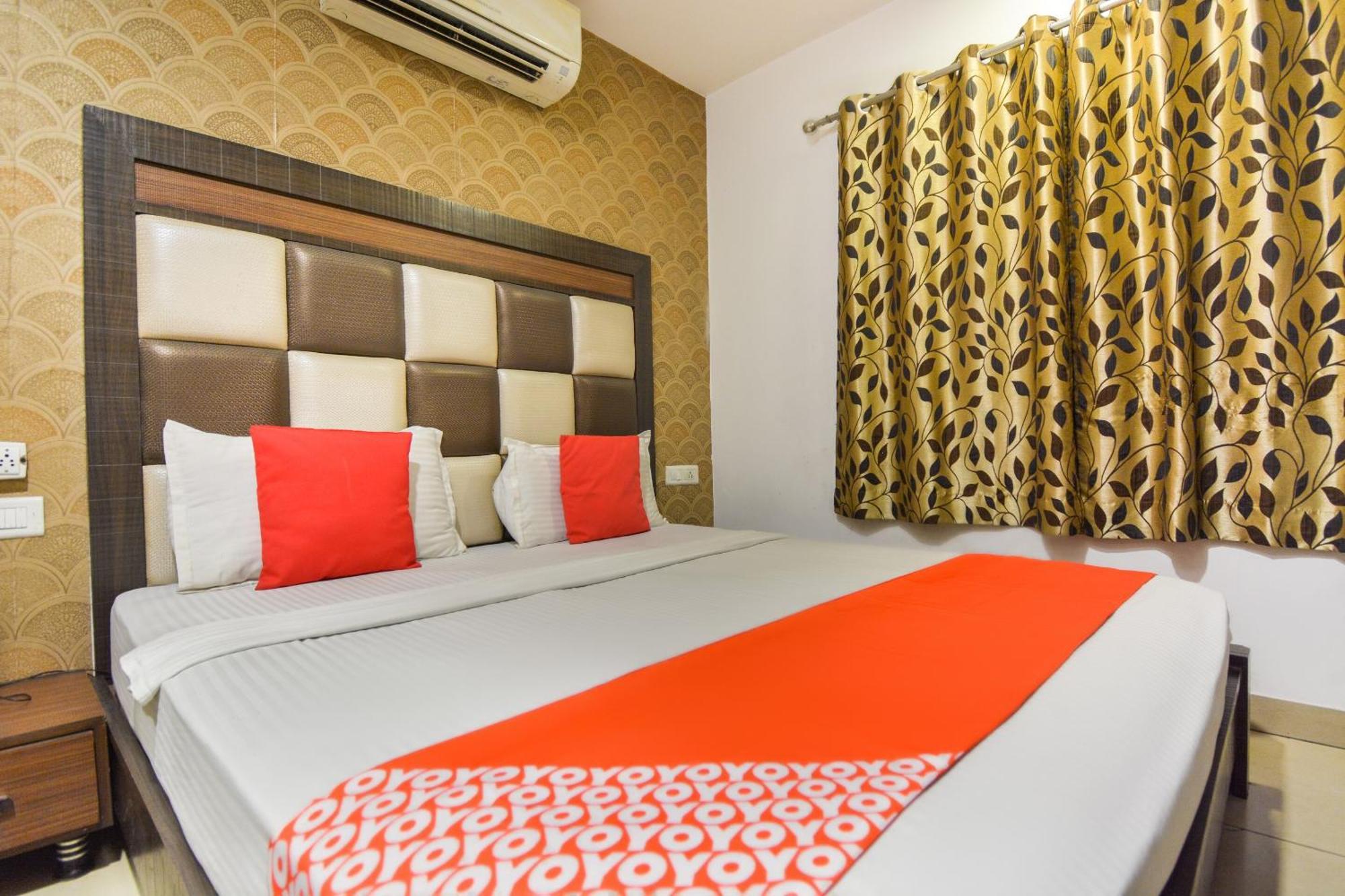 Hotel O Lexis Ludhiana Eksteriør billede